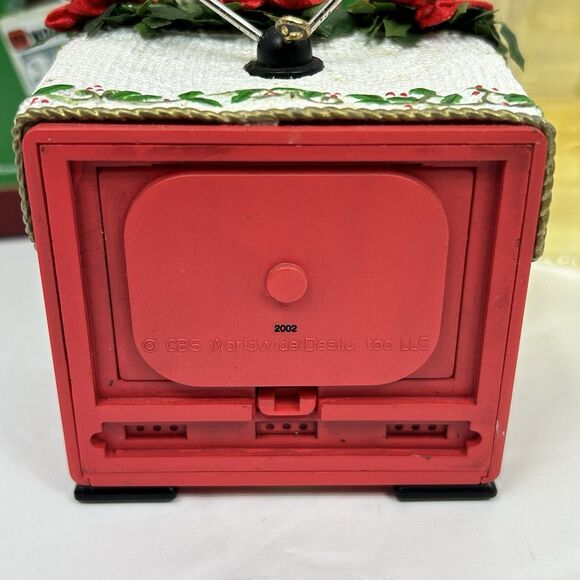 Carlton Cards AN I LOVE LUCY CHRISTMAS Heirloom Ornament Collection Light Sound - Picture 5 of 16